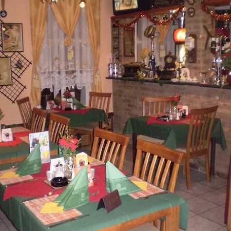 A Restaurant Vesna - Ceske Svycarsko Srbská Kamenice