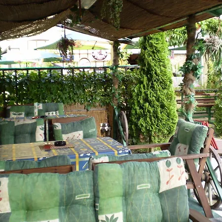 Guest house A Restaurant Vesna - Ceske Svycarsko