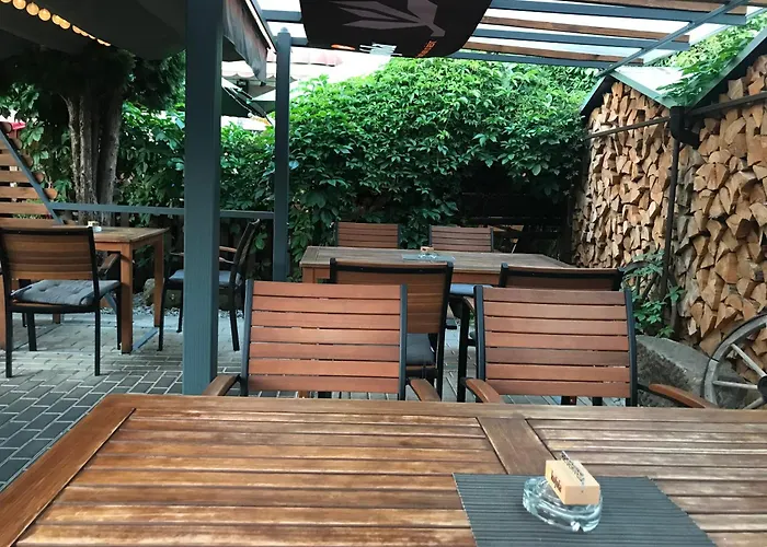 ゲストハウス A Restaurant Vesna - Ceske Svycarsko 2*